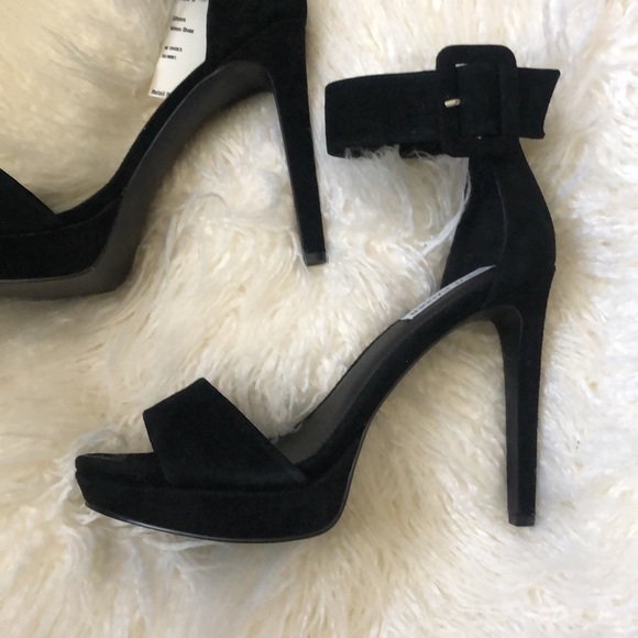 Steve Madden Circuit Black Suede Leather Ankle Strap Heels - Picture 3 of 9
